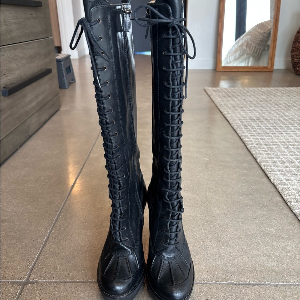 Polo by Ralph Lauren Black Lace-Up Rubber Heeled/Soled Boots